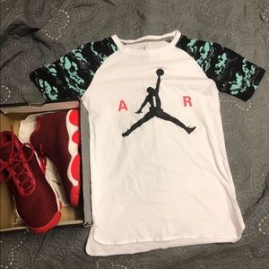 Jordan horizon4.5y/matching t shirt M